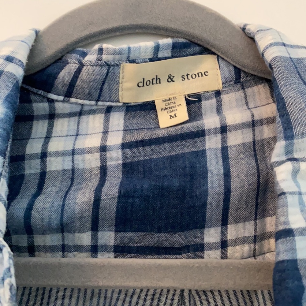 Cloth & Stone button down - Picture 2 of 2